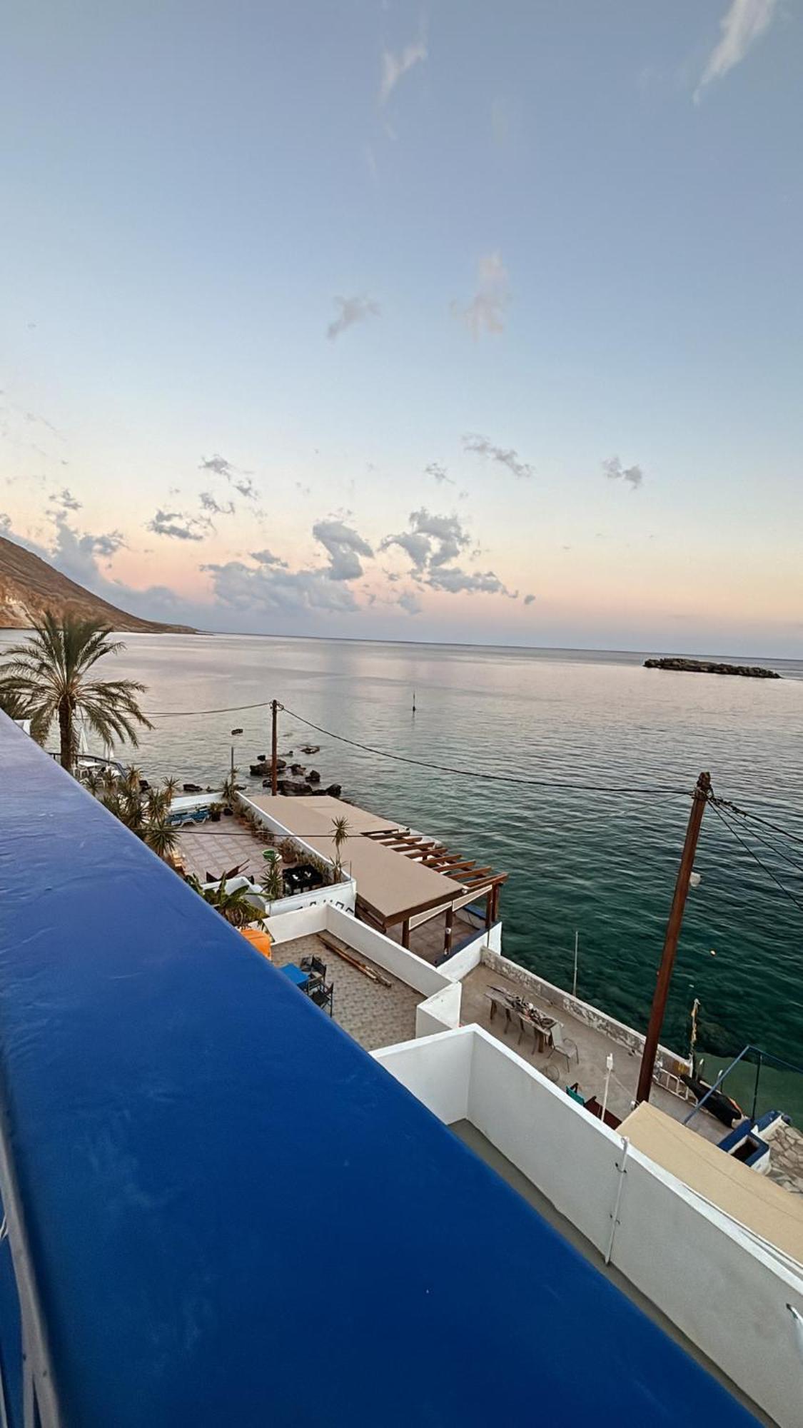 Scirocco Rooms Loutro Exterior photo