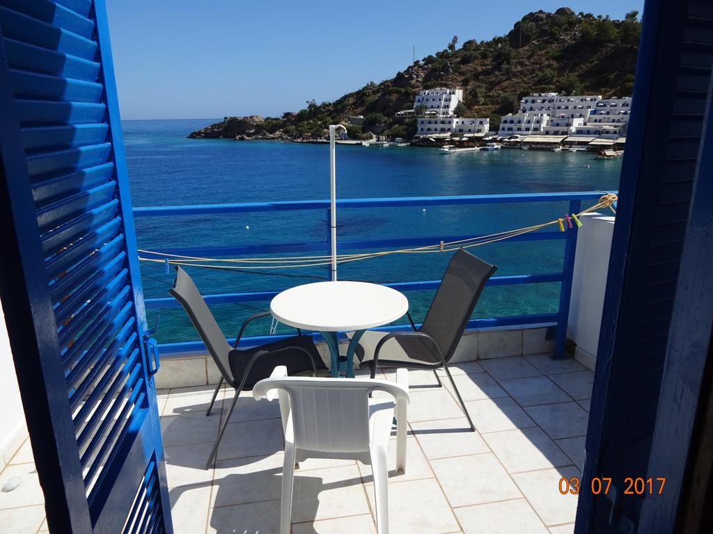 Scirocco Rooms Loutro Exterior photo